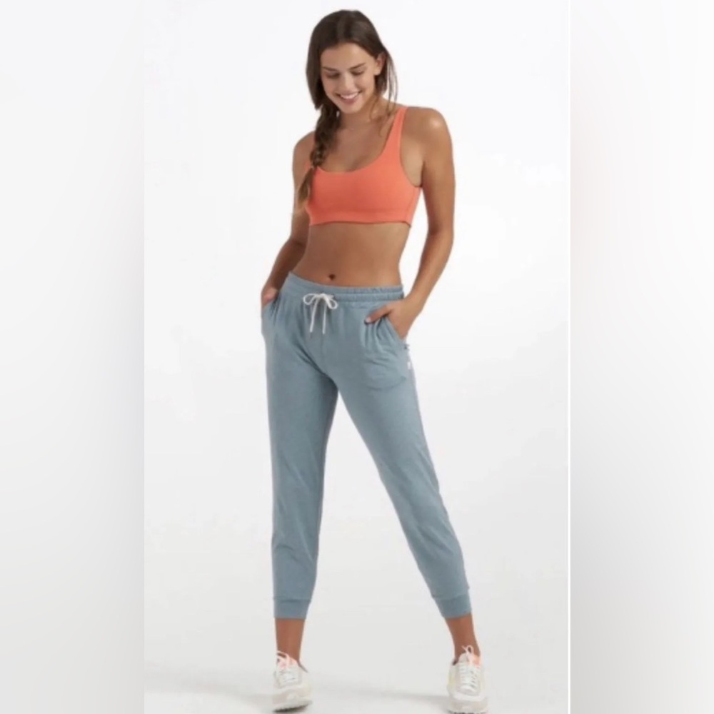 NWT Vuori Performance Jogger Light Cloud Heather Reg - Picture 3 of 4